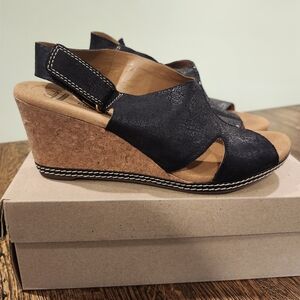 Clarks Helio Float Nubuck Black Leather Cork Wedge Slingback Sandals Sz 10